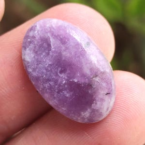 Natürliche lila Lepidolith Cabochon, lose Edelstein, Lepidolith Edelstein, ovale Form Lepidolith Edelstein, Lepidolith für die Schmuckherstellung