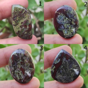 Drachenblutstein Cabochon, Mix Form Drachenblutstein Edelstein, loser Edelstein, Blutstein für die Anhängerherstellung, Großhandelspreis Kristalle