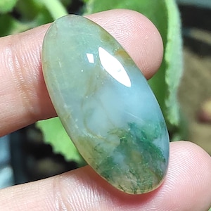 Cabochon di agata muschiata, agata muschiata verde, cabochon ovale, agata muschiata, pietra di agata muschiata, agata muschiata naturale, cabochon di agata muschiata, pietra preziosa sfusa