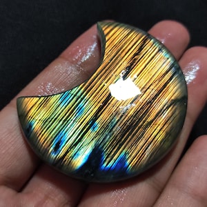 Großer Labradorit Edelstein Mond, Mondsichel Multi fire Labradorit Mondstein, Labradorit Cabochon, Mondsichel für die Schmuckherstellung