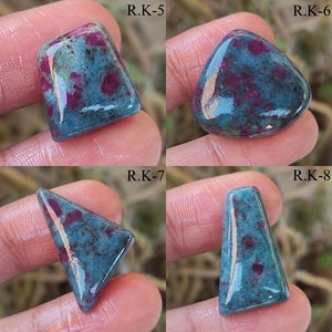 Cabochão de pedra de cianita rubi natural, lote de atacado cabochão de cianita rubi, cianita azul com formato oval de matriz de rubi, pedra preciosa solta