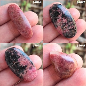 Pierre gemme de rhodonite naturelle, cabochon de rhodonite à dos plat, pierre de rhodonite, rhodonite ovale, meilleur cabochon de rhodonite, vente en gros de pierres précieuses