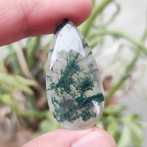 Cabochon van mosagaat, groene mosagaat, perencabochon, mosagaat, mosagaatsteen, natuurlijke mosagaat, cabochon mos, losse edelsteen