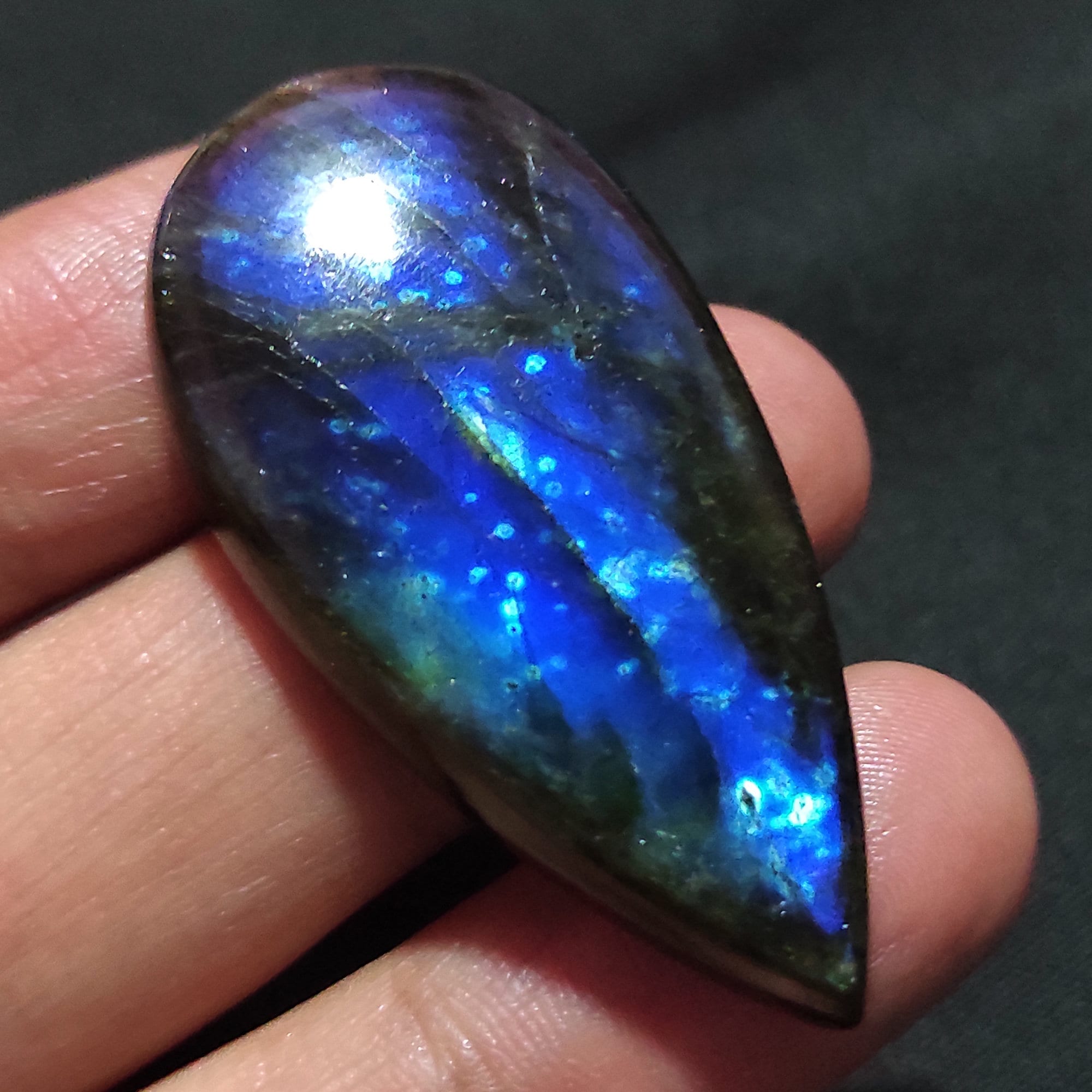 マラカイト Blue Flash Labradorite Cabochon: Pear Shape Healing Crystal