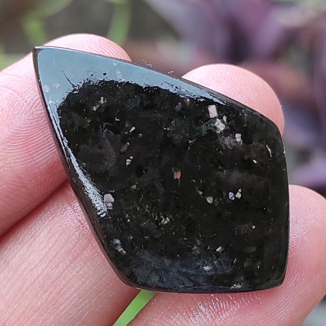 Numite Color Rare Nuummite Crystal Cabochons With Color Flashes - Etsy