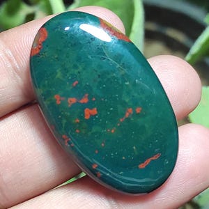 Cabochon di eliotropio naturale, cabochon di pendenti con eliotropio, pietra preziosa ovale con eliotropio, eliotropio sfuso, prezzo all'ingrosso per gioielli