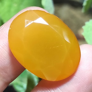 Pietra preziosa sfusa cabochon di corniola naturale, pietra preziosa sfaccettata di corniola arancione, corniola liscia di forma ovale, cabochon di corniola, pietra pendente