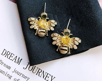 Bee Earrings: Yellow Gemstone Holiday Look