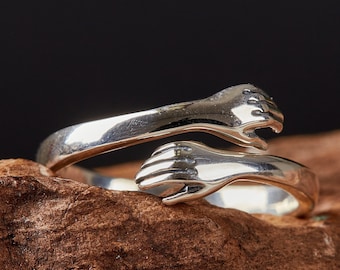 Hug Sterling Silver Ring Handmade/ Unique Men Women Modern Anniversary Dainty 925 Statement Silver Ring/Gift for him or her/ Silver Jewelry
