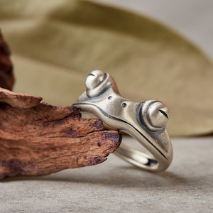 Frog Sterling Silver Ring Handmade/ Unique Men Women Solid Modern Anniversary Dainty Animal 925 Statement Silver Ring/Gifts for him or her image 5