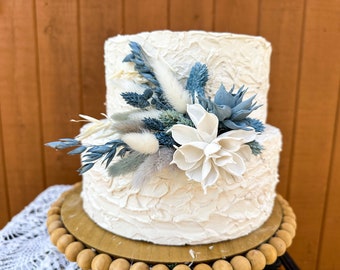 Boho cake flowers in light and dark dusty blue and white, for wedding, bridal/baby shower or birthday, soft Sola wood, dried flowers, pampas