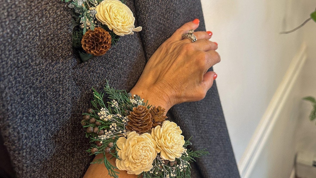 Evergreen Winter In-pocket Boutonniere & Wrist Corsages-winter Wedding