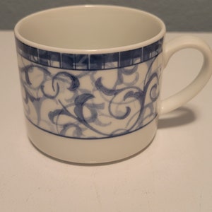 Vintage 1998 Oneida Breton Blue Pattern Porcelain Coffee/ Tea Cups--Set of 6
