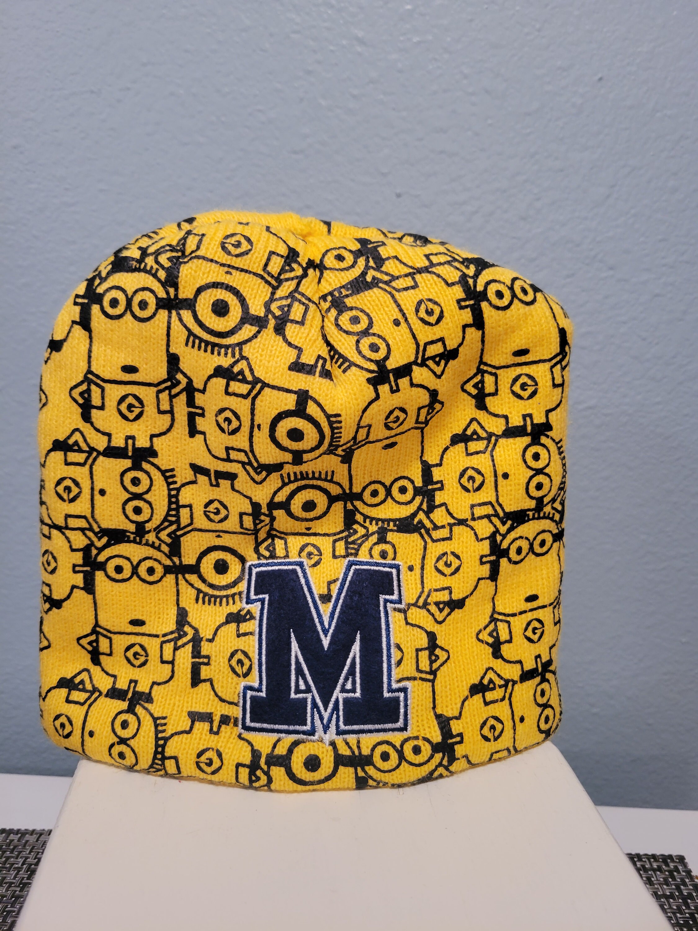 Minogen Cap Despicable Me2 Minions Stocking Cap Embroidered M