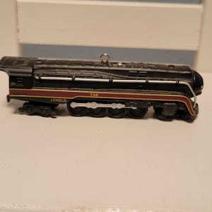 Vintage 1999 Hallmark Lionel &quot;746 Norfolk and Western Steam Locomotive&quot; Tree Ornament