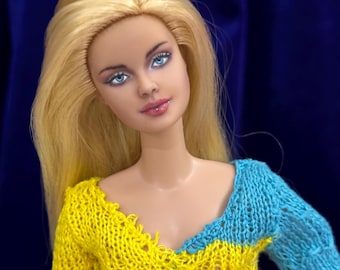 リペイントされたベラアートドール：シルバーイヤリングをつけたリアルなファッションドール