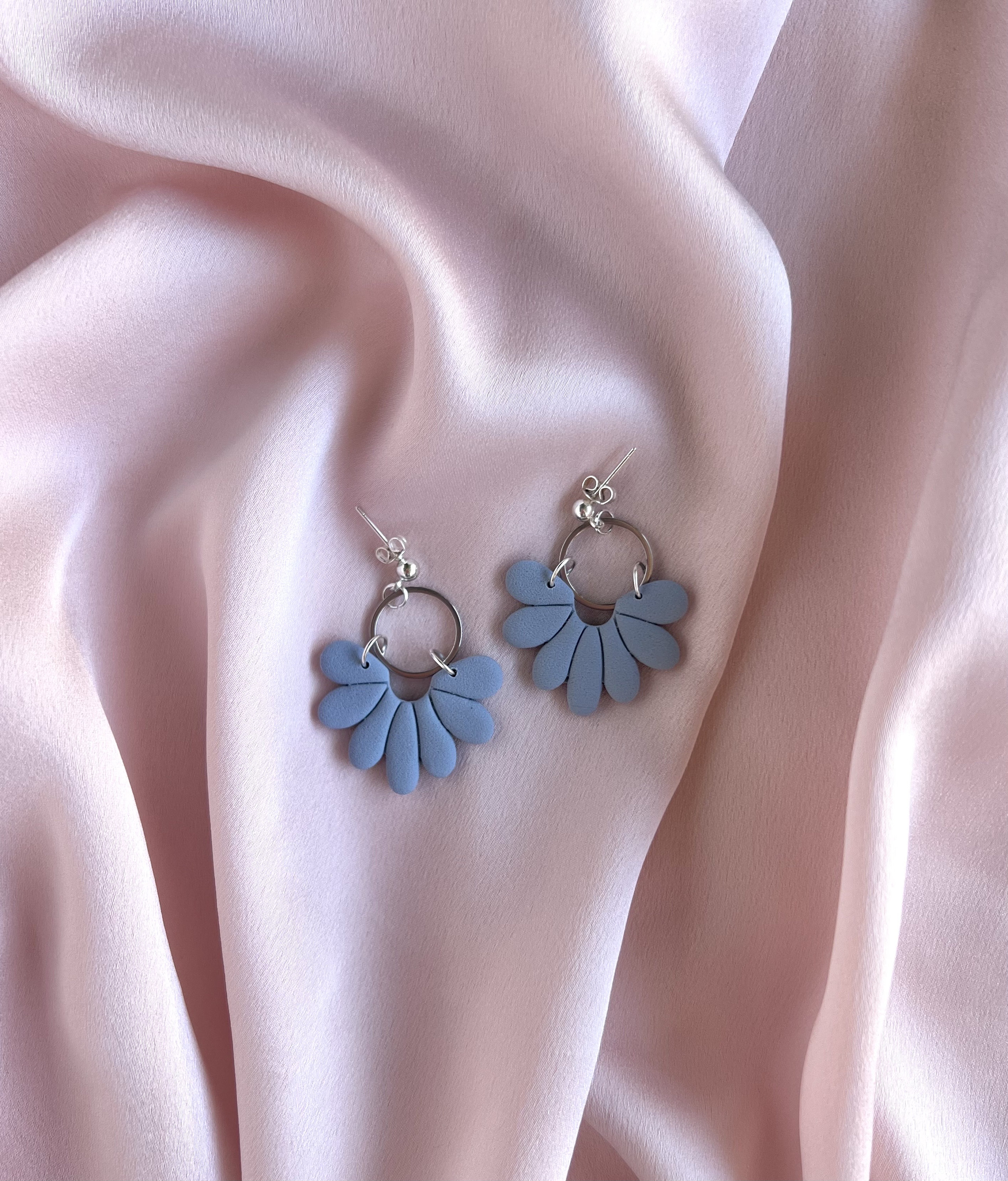 Iris Earrings. Polymer Clay - Handmade Earrings. Semi flower. 2 colors: mate blue and orange amber