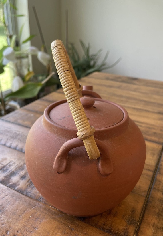 Old Chinese Yixing Zisha Red Clay Terracotta Teapot Bamboo