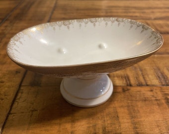Vintage Beautiful Pedestal Soap Dish Gold Rim “Andrea” By Sade Made In Japan.