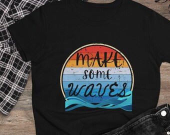Beach Waves Summer Tshirt, Trendy Beach Tee, Groovy Retro Vintage 70's Vibe , Boho Top, Women's Shirt, Colorful Art Tee for Her
