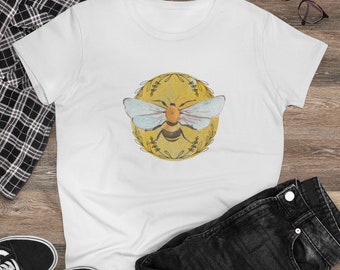 Honeybee  Design Tshirt, Beautiful gift for Her, Womens Graphic  Tshirt, Boho Tshirt, Summer Tshirt, Colorful Art Tshirt