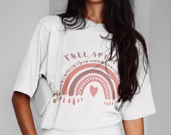 Rainbow Oversized Womens T-shirt, Hippie Retro 70's Vibe Tee, Trendy Oversized Shirt, Women's Graphic T Shirt, Comfy Shirt for Her