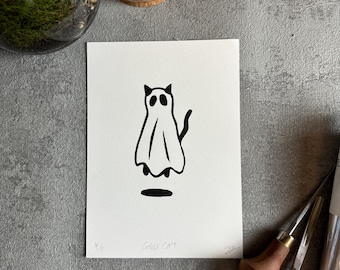 Linograbado de un gato fantasma: arte de Halloween espeluznante
