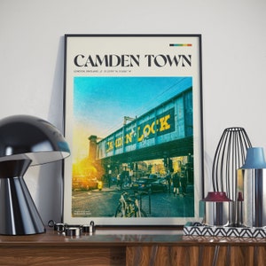 Camden Town - Poster retrò / Paesaggio urbano di Londra / Arte murale rustica / Decorazione per la casa / Regalo per viaggiatori / Stampa fotografica di viaggio vintage