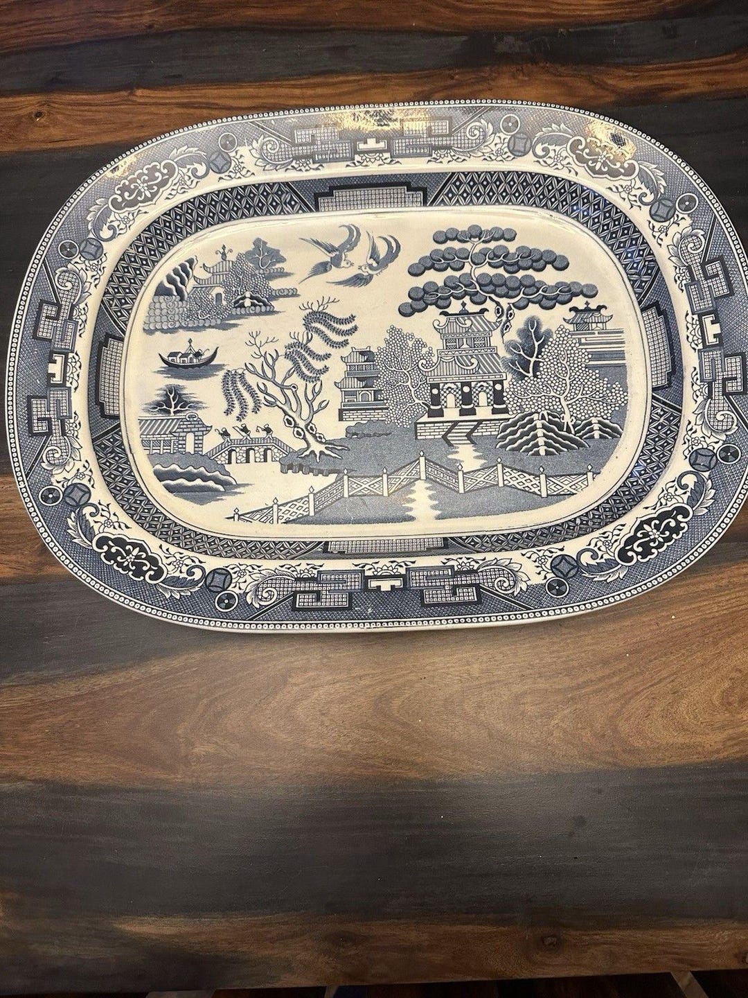 VTG 18.5 Blue Willow Chinoiserie Platter With Lion and Crown Backstamp ...