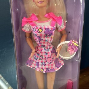 VTG Barbie 1996 Mattel Special Edition Easter Doll No 16315 NOS