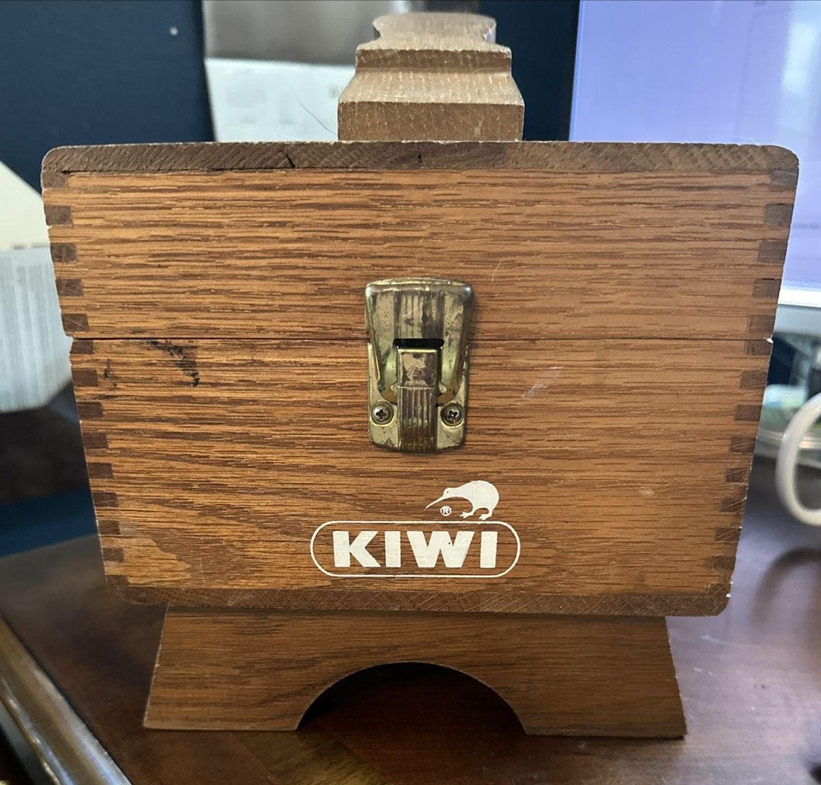 Kiwi Occhiali Da Sole Wood Buy Vintage Shoe Polish Online In India