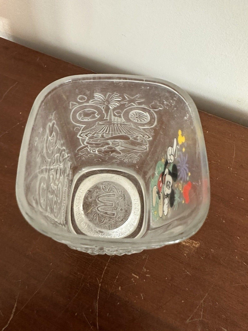 Walt Disney World McDonalds Mickey Mouse Parks Balloon Celebration 2000 Cloudy image 5