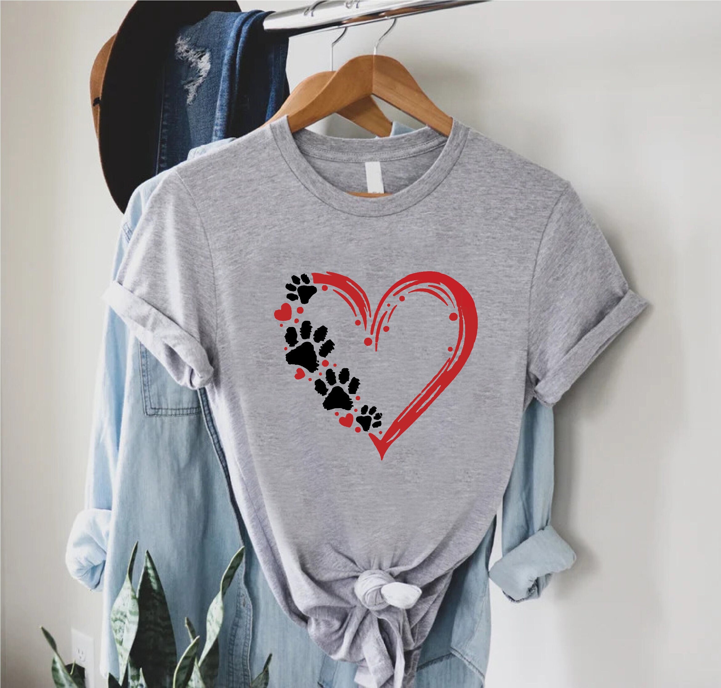 Paw Print Heart – Ivy + Cloth