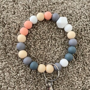 Teacher Wristlet Calm Colors
