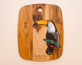 Unique wood  Resin charcuterie Teak board, engraved in toucan. Serving plate