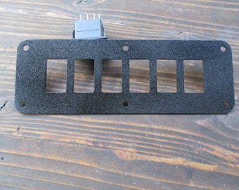 Center console switch plate: 99 to 2006 Silverado Yukon Suburban Tahoe Sierra GM GMC Trucks skull