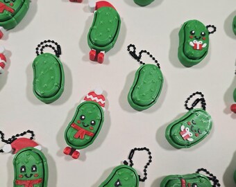 Festive Fidget Clicker Pickles, 3D Printed winter themed Pickles keychains