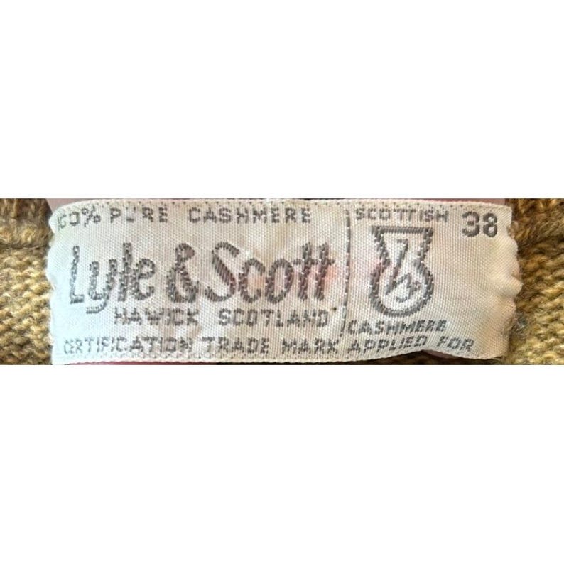 Vintage Lyle & Scott 100% Pure Cashmere V-Neck Sweater Scotland Size 38 Casual image 2