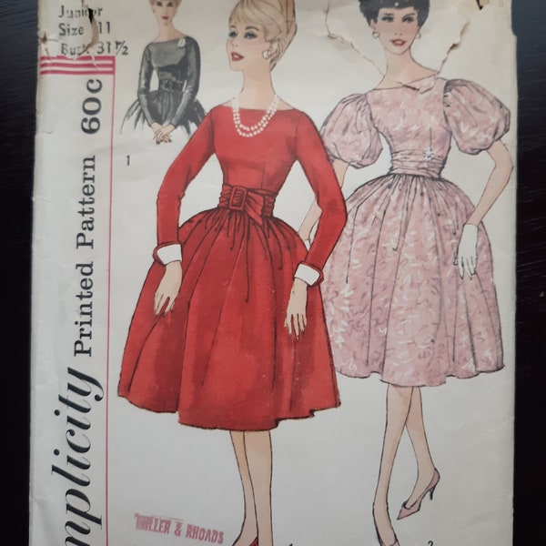 Simplicity 3150 vintage sewing pattern for formal dress with full, short skirt and puffed sleeves, 1960s, bust 31 1/2