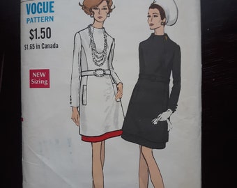 Vogue 7522 Vintage 1960s Dress Sewing Pattern, Bust 34, Complete