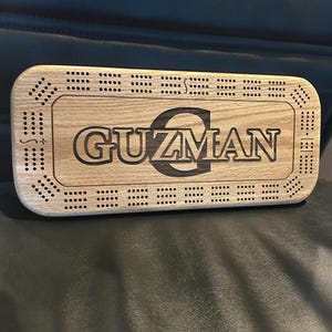 Planche de cribbage - personnalisée - personnalisée avec rangement pour chevilles