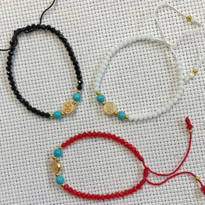 Pulsera con medalla de san benito, saint benedict charm bracelet, Pulsera roja con  medalla de san Benito, adjustable red  bracelet