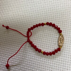 Pulsera roja contra mal de ojo infante-ninos- red adjustable beaded eye for protection for toddler infant- virgen de guadalupe charm- mary