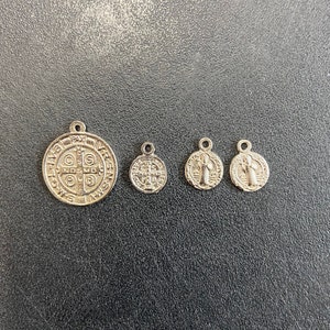 0.5 cm and 2 cm set of 4 medallita de San benito- saint benedict medal- religious bracelet medal- evil eye- san benito charm