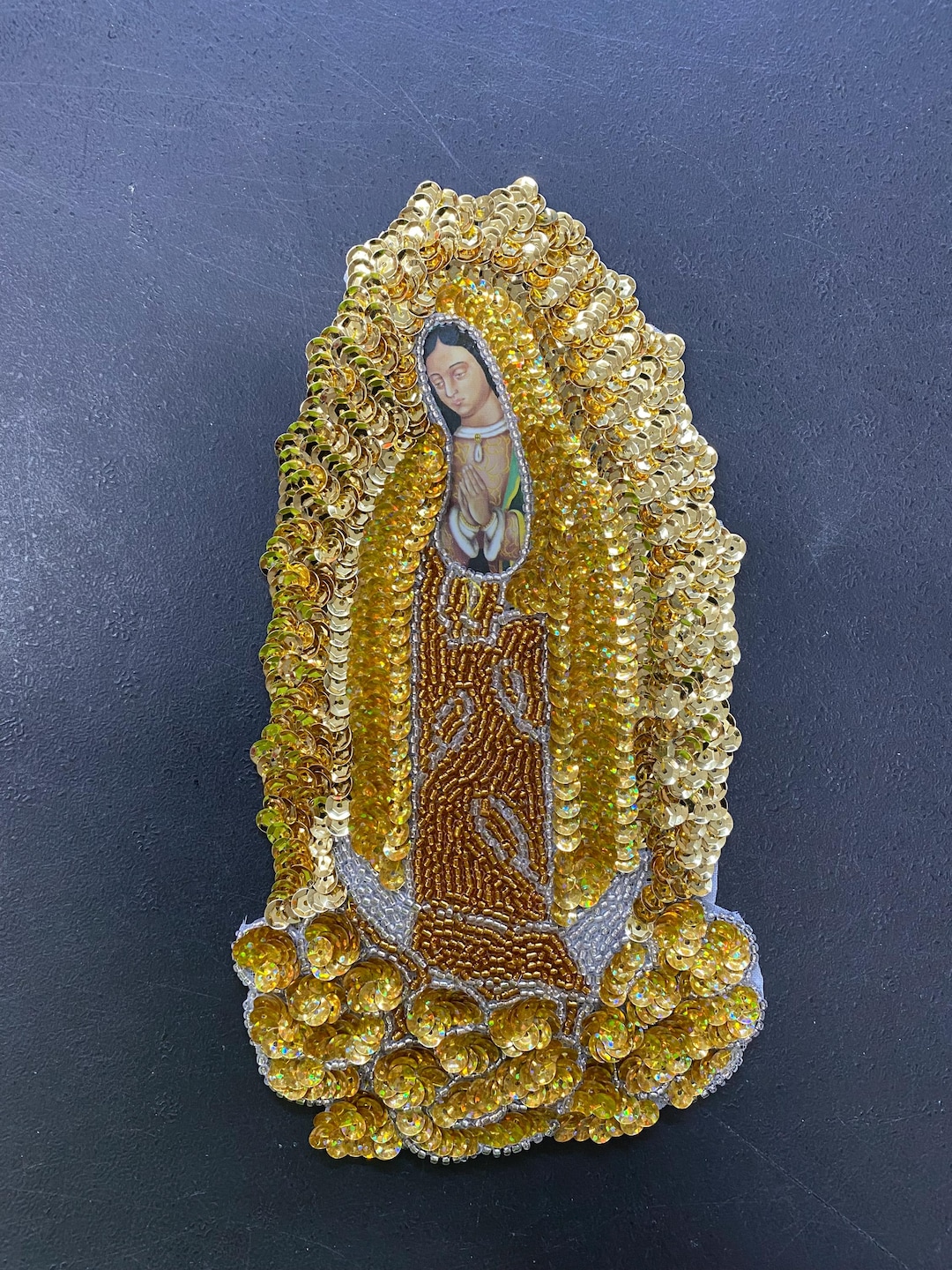 8'' aplicacion de lentejuelas con chaquira-dorado-Virgen de