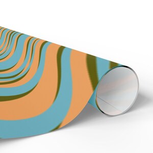 Retro Wavy Abstract Pattern Wrapping Paper