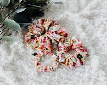 Bright Floral Design Scrunchie | Large Scrunchie | Medium Scrunchie | Small Scrunchie | Bridal Gift | Elegant Scrunchie | Spring Scrunchie
