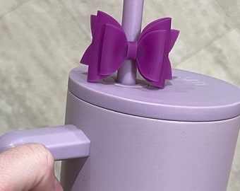 Straw bow tumbler topper