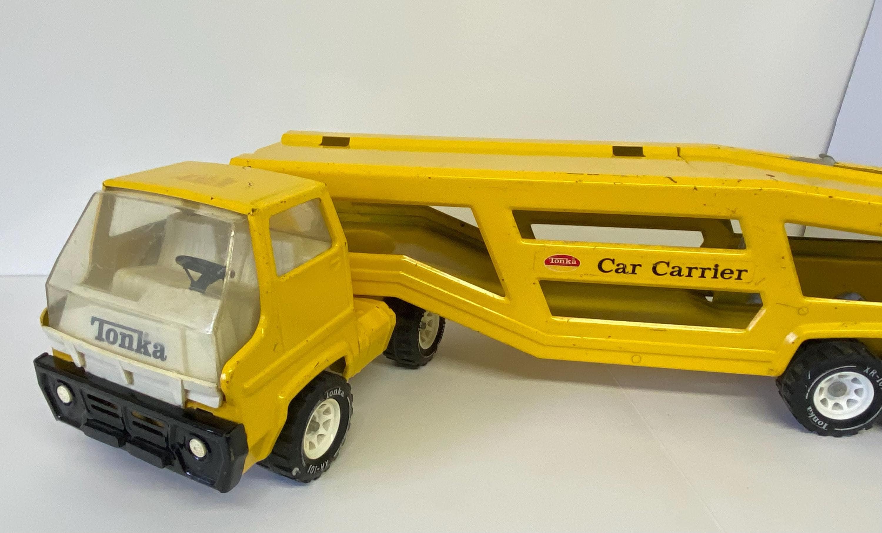 Tonka Auto Carrier ミニカー2台付き 　昭和レア Vintage 1970's Tonka Car Carrier Hauler w/ 2 Cars Pressed