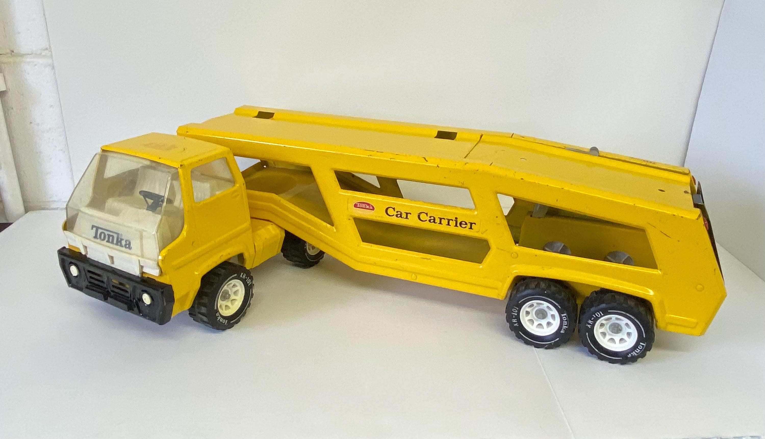 Tonka Auto Carrier ミニカー2台付き 　昭和レア Tonka Auto Carrier ミニカー2台付き 昭和レア Vintage Tonka